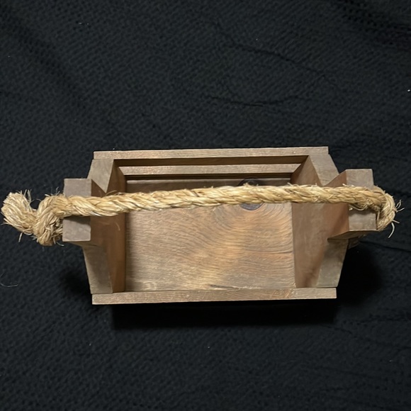 Rustic Handmade Caddy - Picture 4 of 14